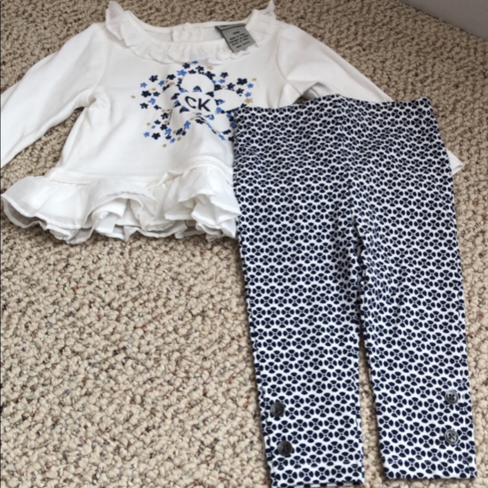 Calvin Klein VGUC to EUC 2-piece pant set 12 mo